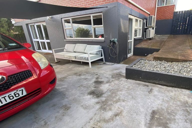 Photo of property in 115 Wallace Road, Mangere Bridge, Auckland, 2022
