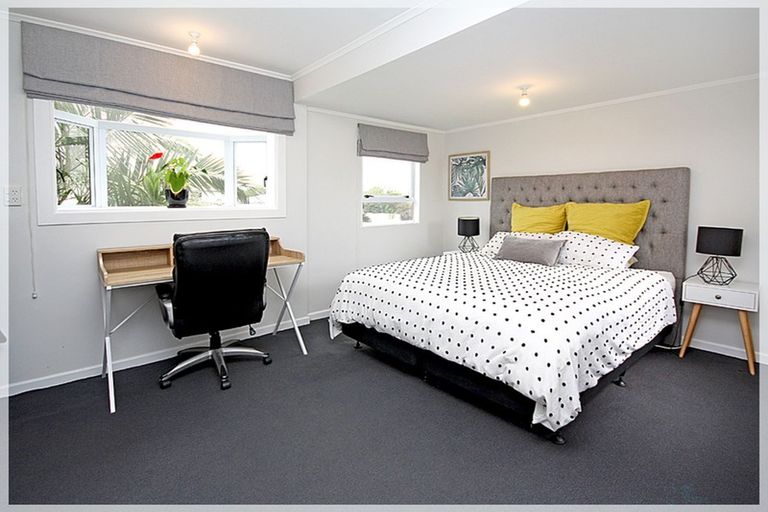 Photo of property in 6 Huia Street, Foxton Beach, Foxton, 4815