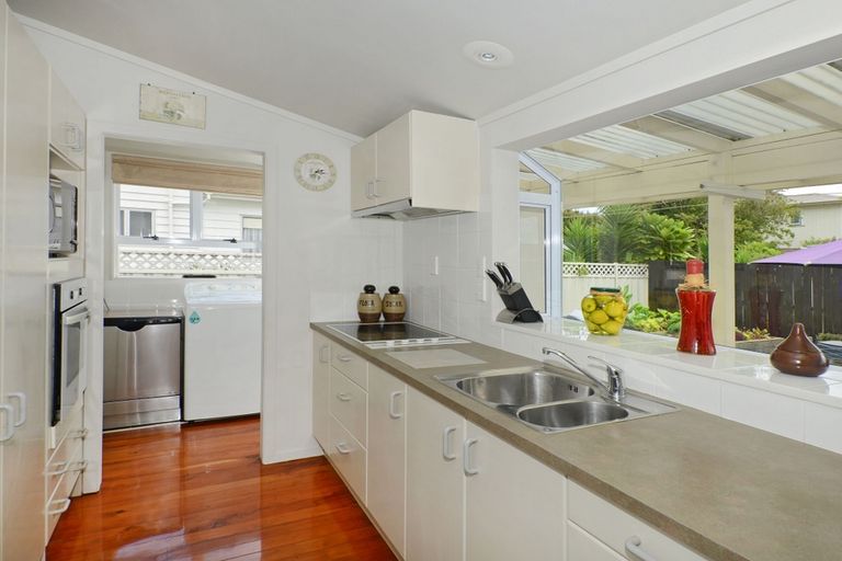 Photo of property in 33 Princes Street, Levin, 5510
