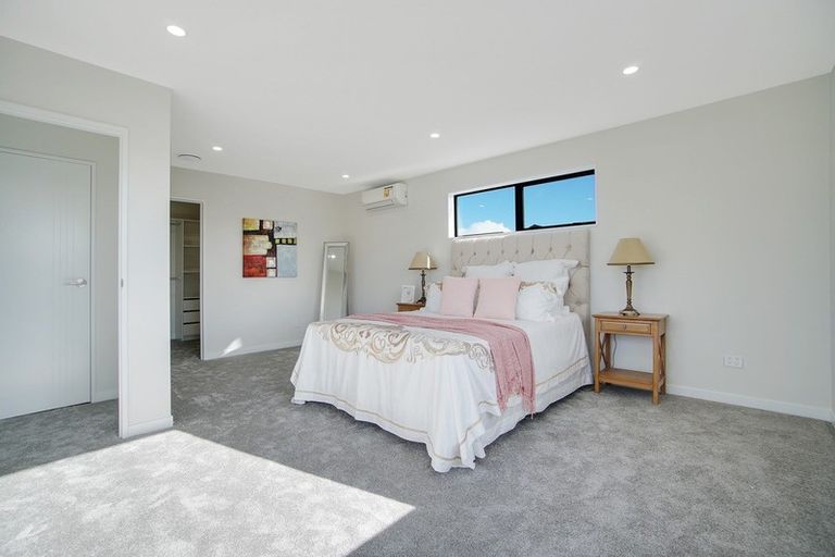 Photo of property in 2 Laquinta Place, Flat Bush, Auckland, 2019