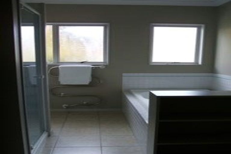 Photo of property in 2/48 Hawai Street, Two Mile Bay, Taupo, 3330