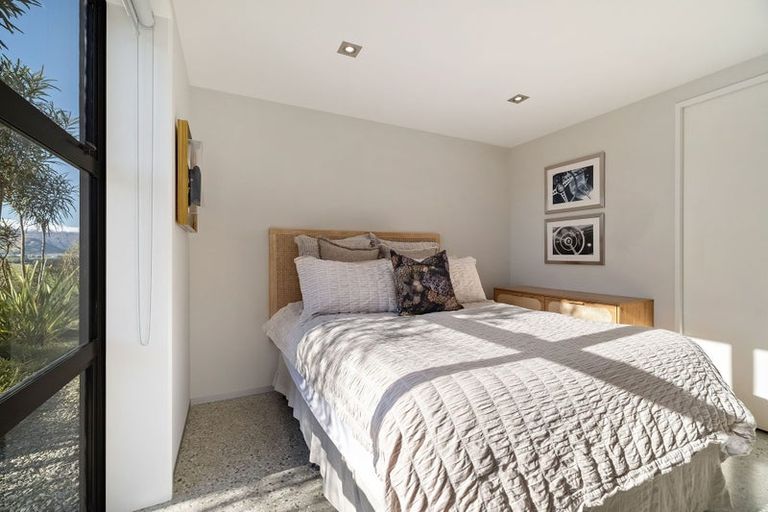 Photo of property in 1 Mckellar Drive, Jacks Point, Queenstown, 9371