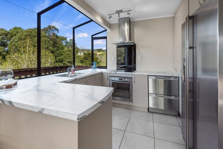 Photo of property in 307 Whananaki North Road, Opuawhanga, Hikurangi, 0181