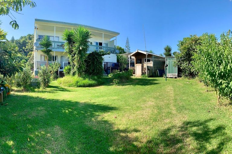 Photo of property in 35 Tahuna Road, Paihia, 0200