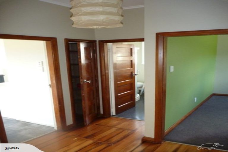 Photo of property in 140 Homebush Road, Khandallah, Wellington, 6035