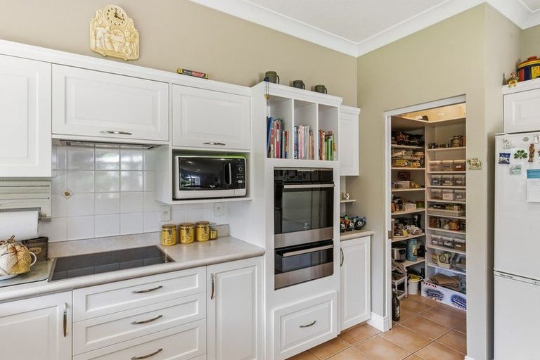 Photo of property in 9 Maple Lane, Waikanae, 5036