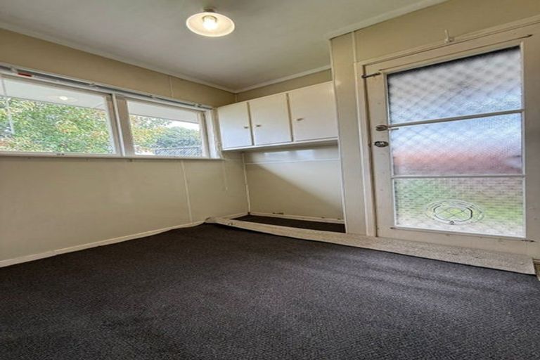 Photo of property in 60 Orams Road, Hillpark, Auckland, 2102