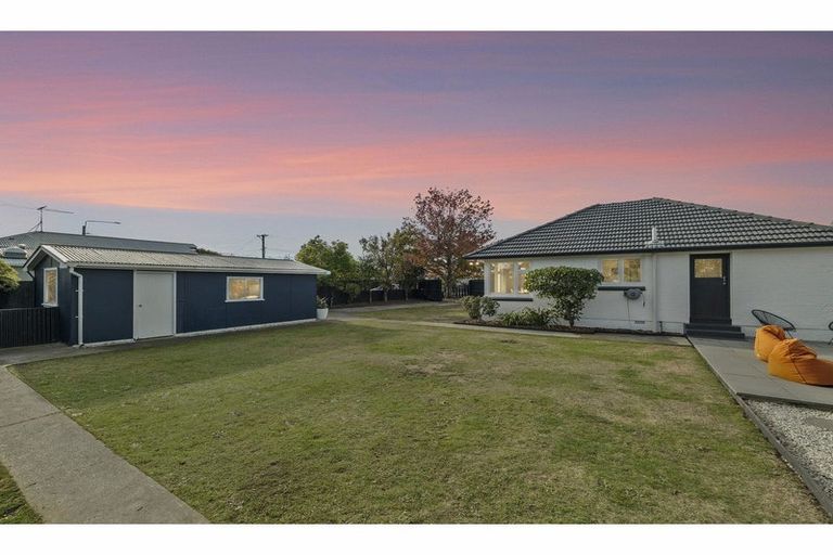 Photo of property in 41 Burwood Road, Burwood, Christchurch, 8083