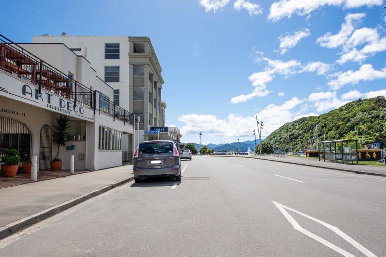 Photo of property in 11-19 Wellington Street, Picton, 7220