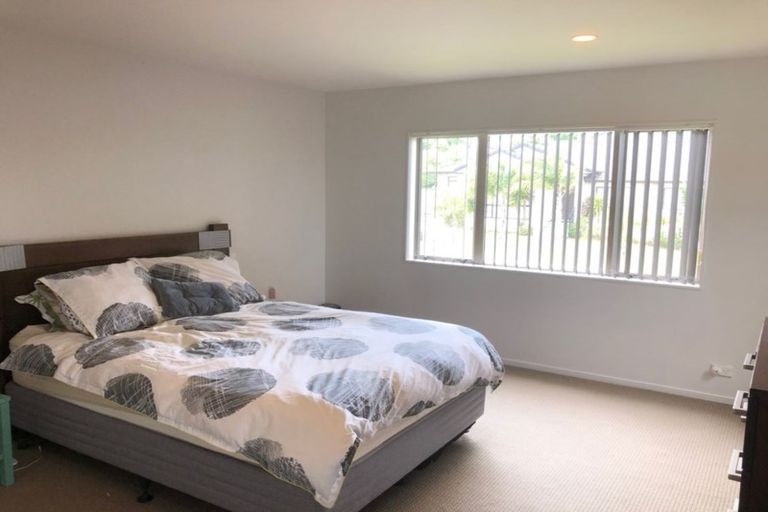 Photo of property in 114a Jeffs Road, Flat Bush, Auckland, 2016