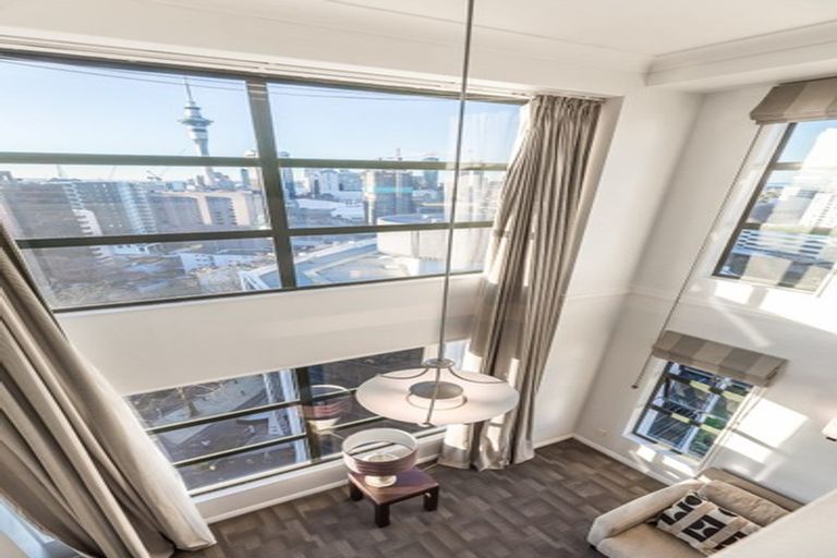 Photo of property in The Duxton Hotel Apartments, 6p/100 Greys Avenue, Auckland Central, Auckland, 1010