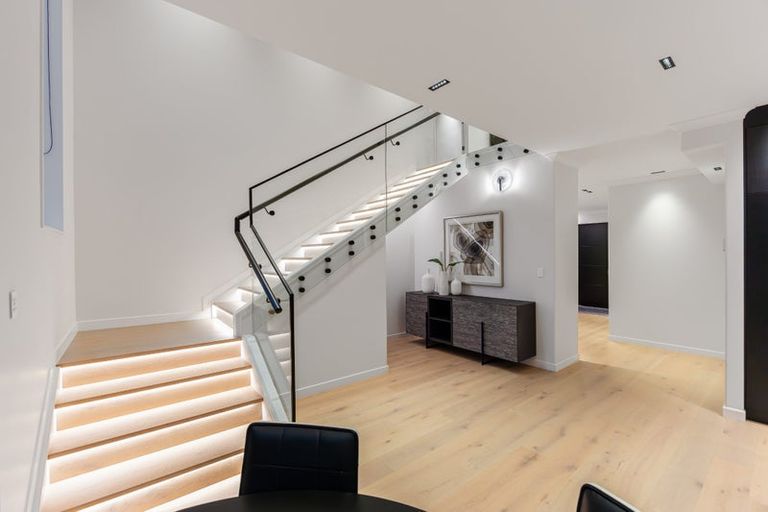 Photo of property in 7 Headsail Drive, Long Bay, Auckland, 0630