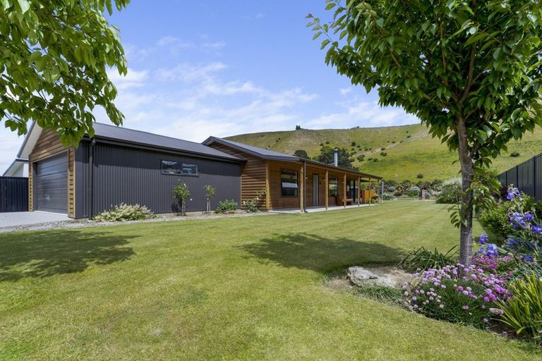 Photo of property in 32 Perriam Place, Mount Pisa, Cromwell, 9383