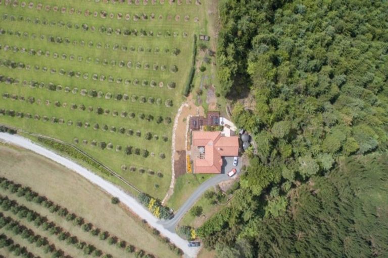 Photo of property in 30 Leccino Valley Road, Mangonui, 0494