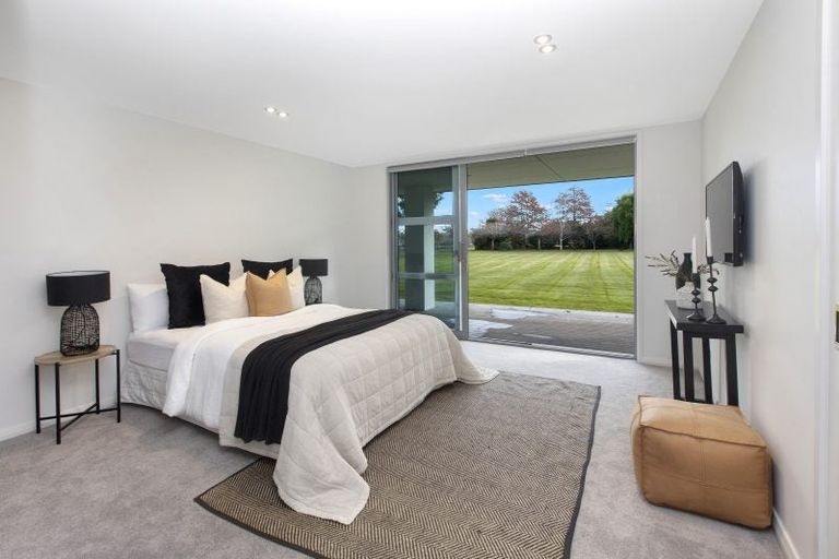 Photo of property in 569 Johns Road, Harewood, Christchurch, 8051