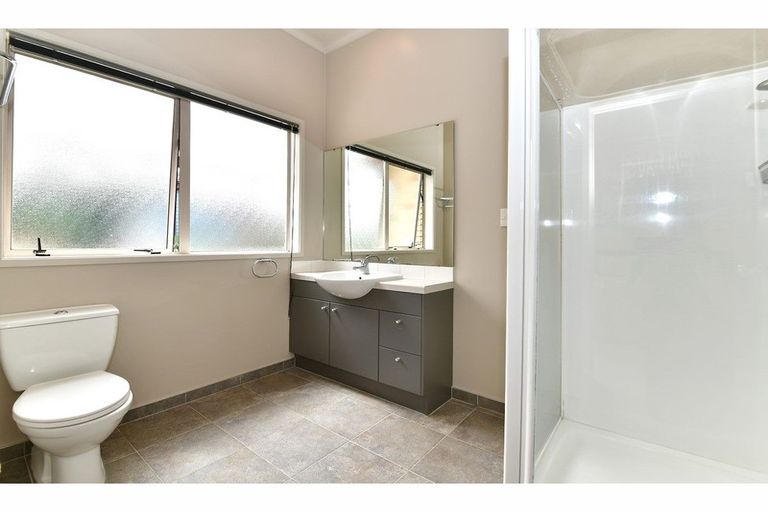 Photo of property in 34 Driftwood Drive, Red Beach, 0932