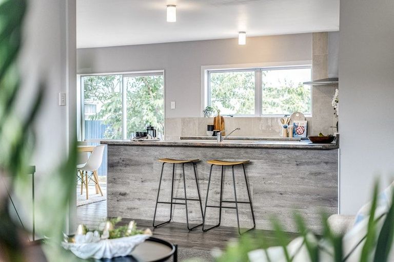 Photo of property in 15 Athlone Crescent, Boulcott, Lower Hutt, 5011