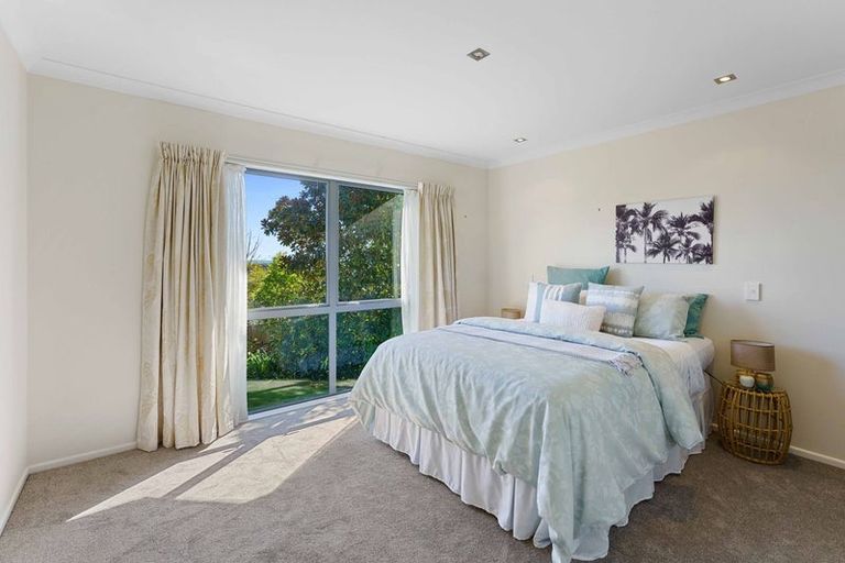 Photo of property in 7 Matata Place, Waikanae, 5036