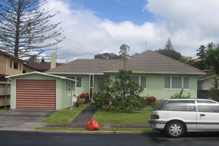 Photo of property in 125a Nile Road, Milford, Auckland, 0620