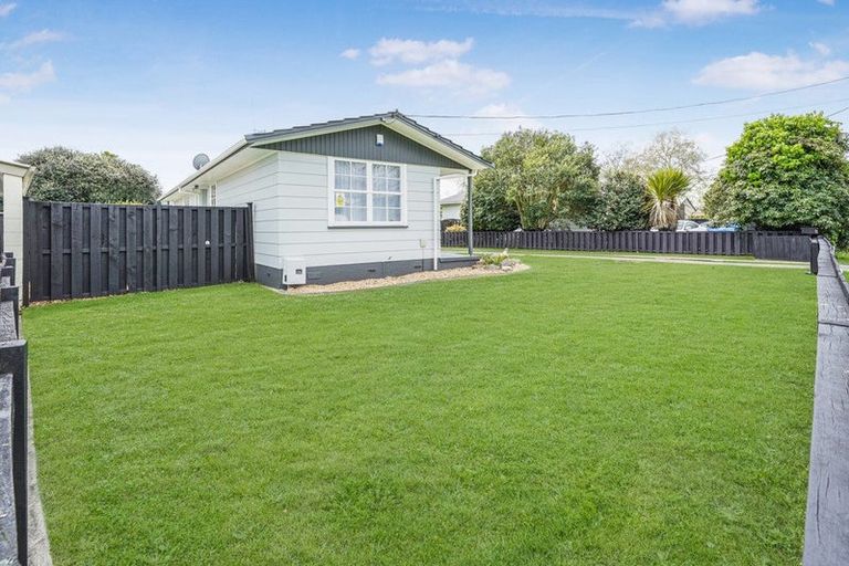 Photo of property in 260 Sandwich Road, St Andrews, Hamilton, 3200