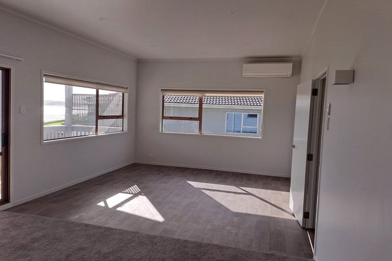 Photo of property in 3 Manaia View Road, One Tree Point, 0118