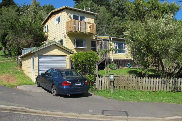 Photo of property in 24 Allans Beach Road, Portobello, Dunedin, 9014