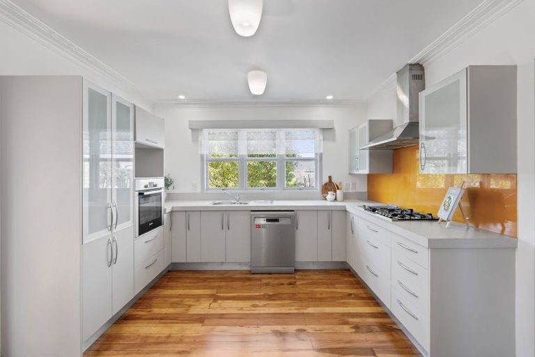 Photo of property in 1366 Victoria Street, Beerescourt, Hamilton, 3200