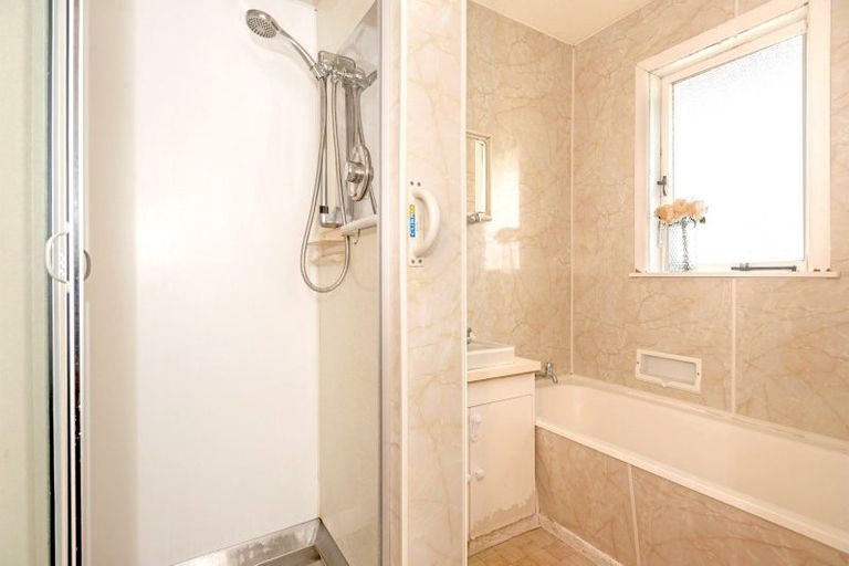 Photo of property in 92 Oak Street, Mangapapa, Gisborne, 4010