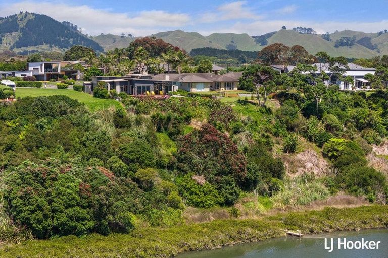 Photo of property in 159 Koutunui Road, Athenree, Katikati, 3177