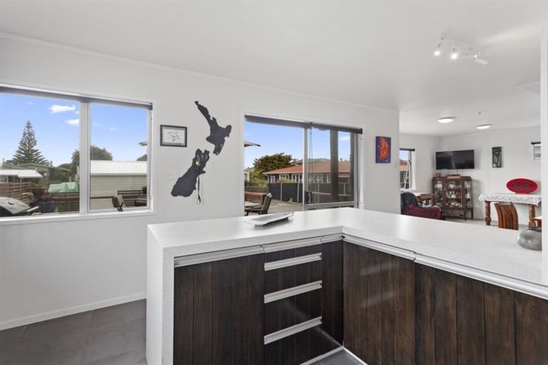 Photo of property in 271 Pohutukawa Avenue, Ohope, 3121