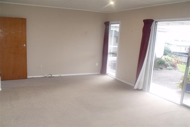 Photo of property in 12 Given Street, Havelock North, 4130