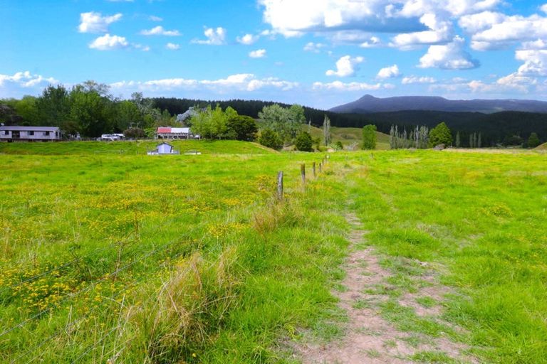 Photo of property in 2218 Tangowahine Valley Road, Tangowahine, Dargaville, 0372