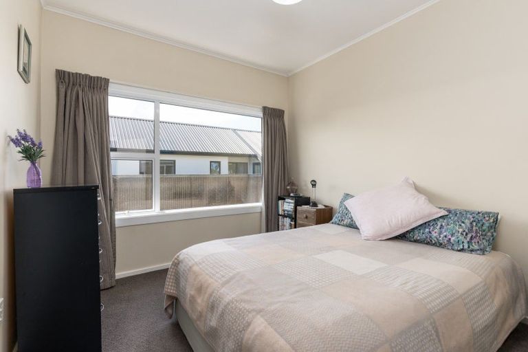 Photo of property in 106 Aorangi Road, Bryndwr, Christchurch, 8053