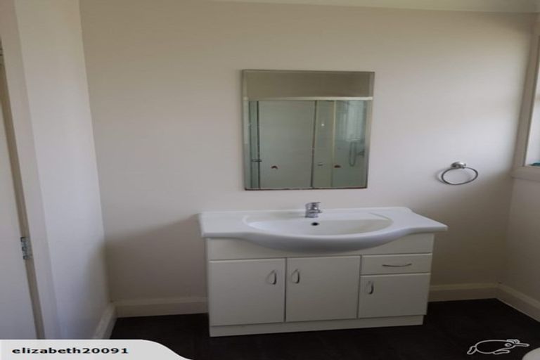 Photo of property in 14 Awatea Street, Levin, 5510