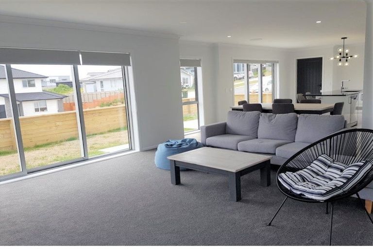 Photo of property in 105 John Burke Drive, Aotea, Porirua, 5024
