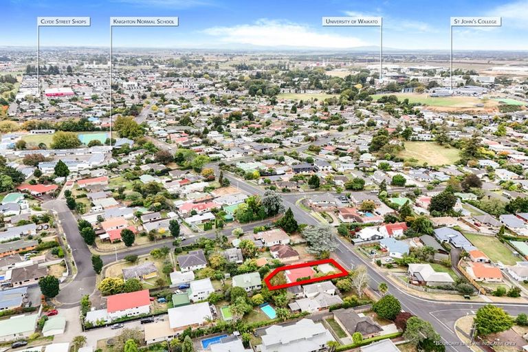 Photo of property in 15 Knighton Road, Hillcrest, Hamilton, 3216