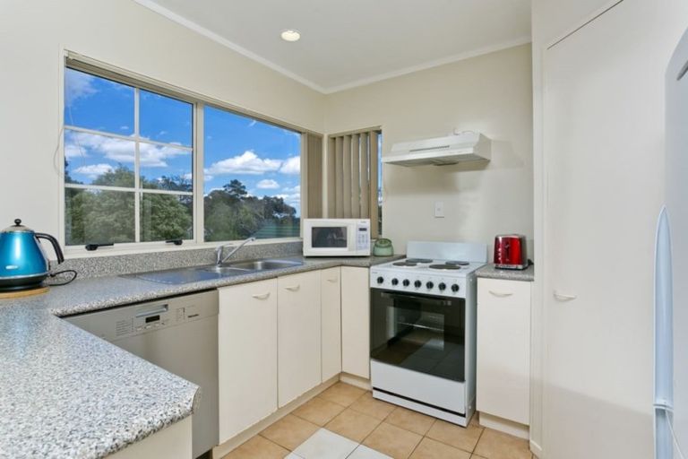 Photo of property in 1/129a Manuka Road, Bayview, Auckland, 0629