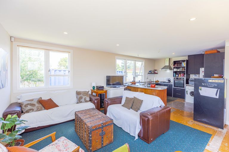Photo of property in 5 Armstrong Place, Gonville, Whanganui, 4501