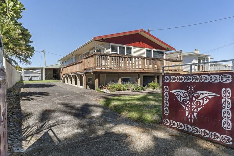 Photo of property in 21 Battiscombe Terrace, Waitara, 4320