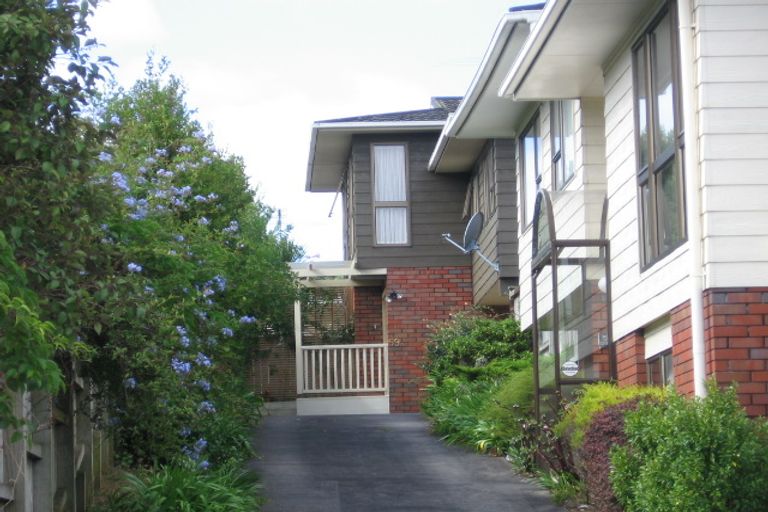 Photo of property in 59a Seaview Road, Castor Bay, Auckland, 0620