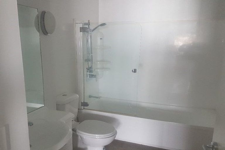 Photo of property in De Vere Apartments, 6/23 Tennyson Street, Te Aro, Wellington, 6011