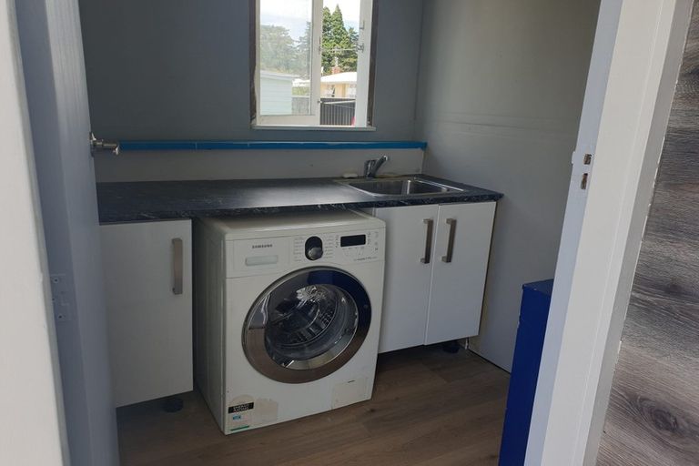 Photo of property in 124 Harlech Street, Mayfair, Hastings, 4122