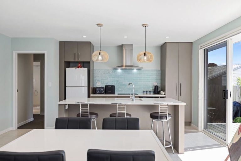 Photo of property in 814b Papamoa Beach Road, Papamoa Beach, Papamoa, 3118