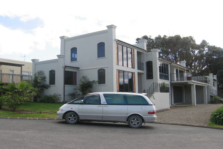 Photo of property in 21-23 Heather Street, Mangawhai Heads, Mangawhai, 0505