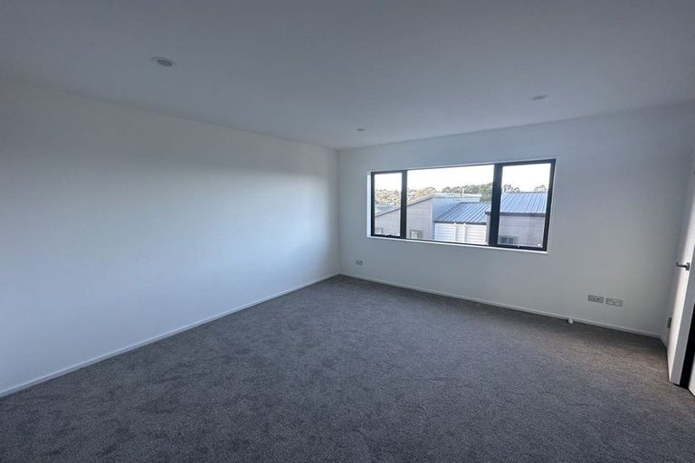 Photo of property in 38a Westgate Drive, Westgate, Auckland, 0614