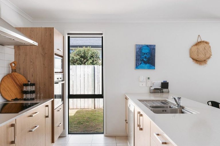 Photo of property in 78 Bert Wall Drive, Omokoroa, 3114