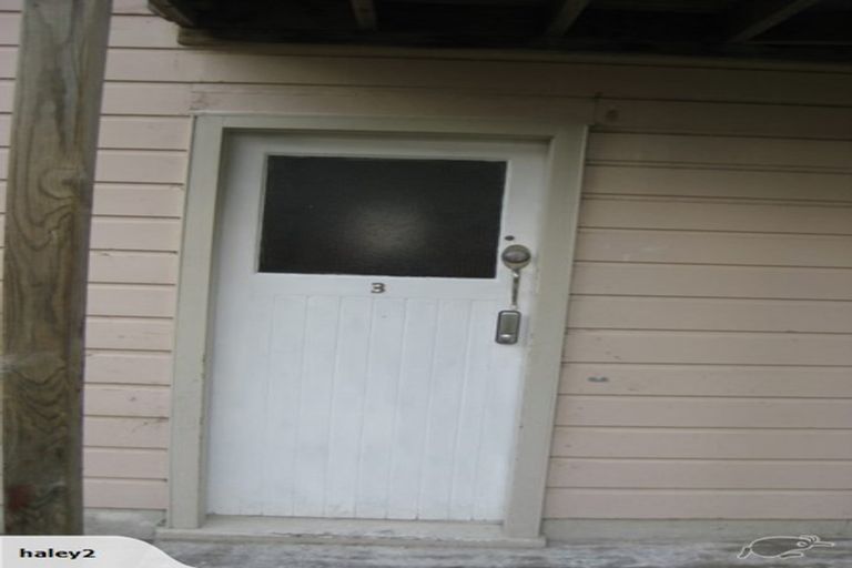 Photo of property in 9 Owen Street, Newtown, Wellington, 6021