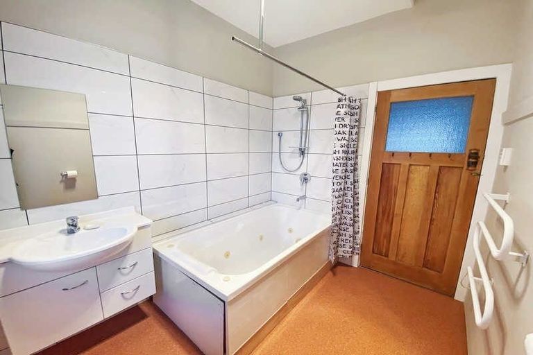 Photo of property in 50 Sullivan Avenue, Woolston, Christchurch, 8023