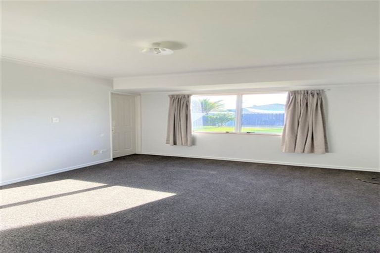 Photo of property in 4 Lotus Avenue, Mount Maunganui, 3116