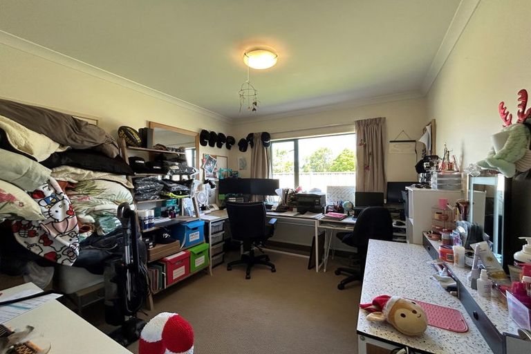 Photo of property in 10 Lewis Way, Poraiti, Napier, 4112